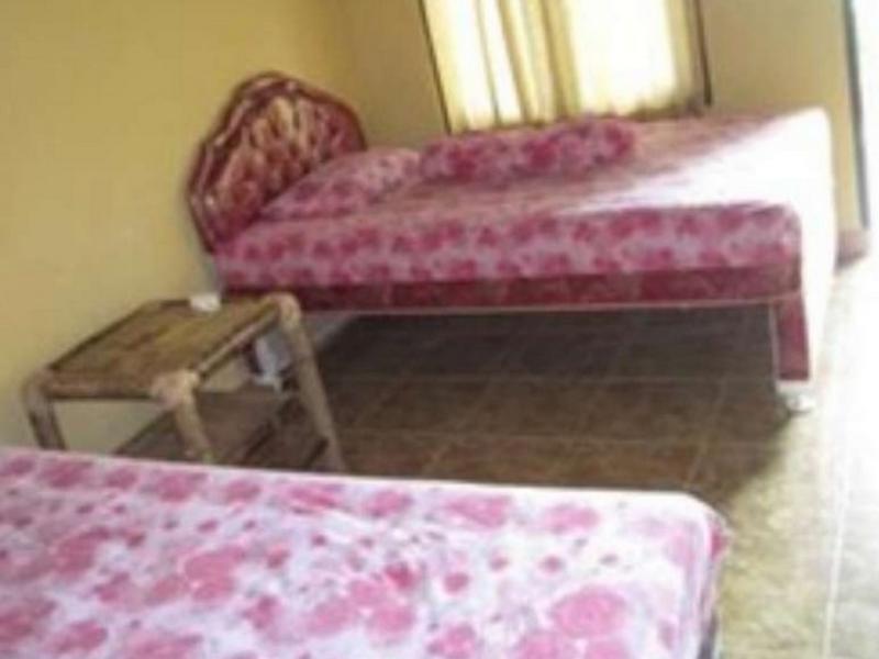 Family Garden Homestay Mangsit ภายนอก รูปภาพ