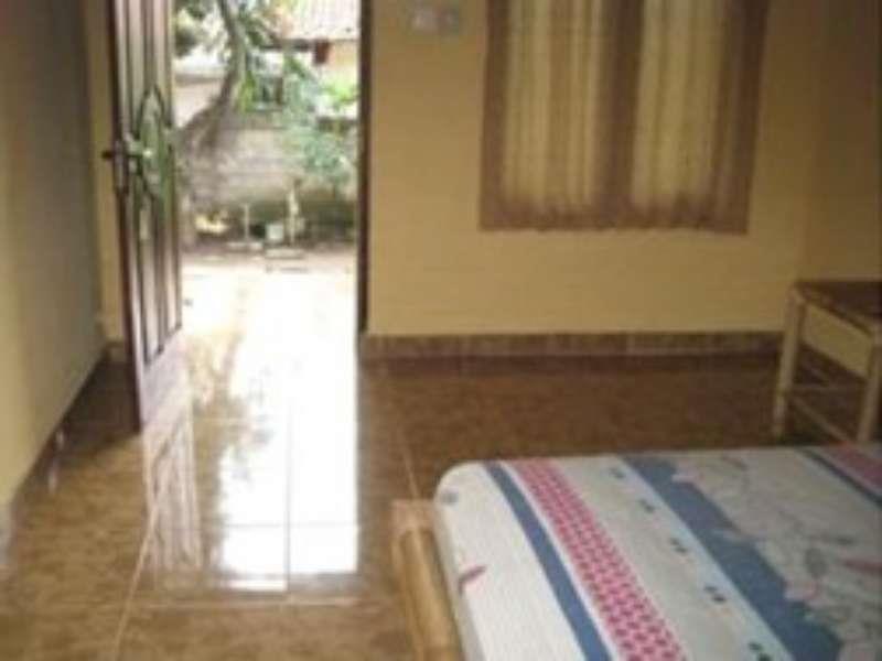 Family Garden Homestay Mangsit ภายนอก รูปภาพ