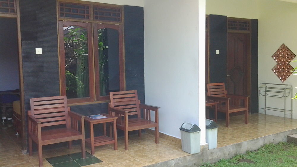 Family Garden Homestay Mangsit ภายนอก รูปภาพ