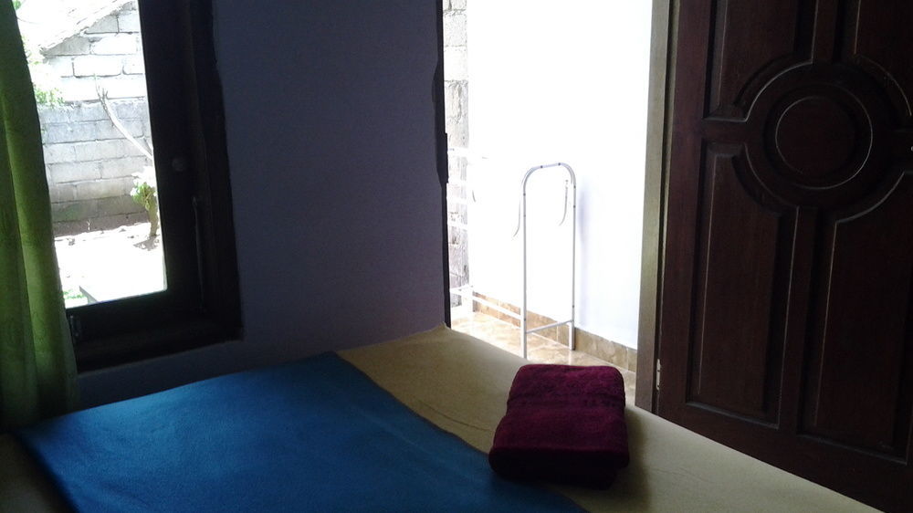 Family Garden Homestay Mangsit ภายนอก รูปภาพ