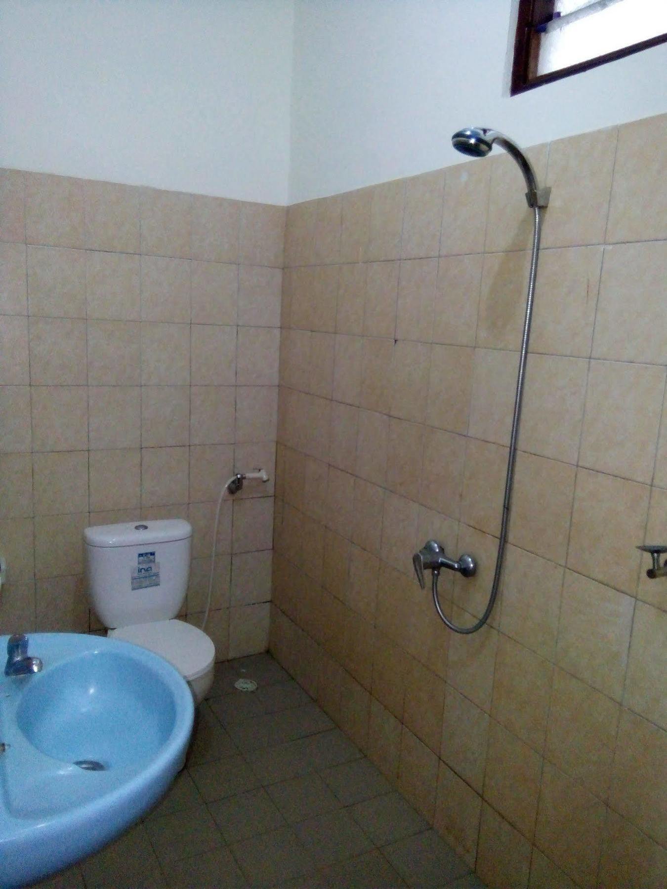 Family Garden Homestay Mangsit ภายนอก รูปภาพ