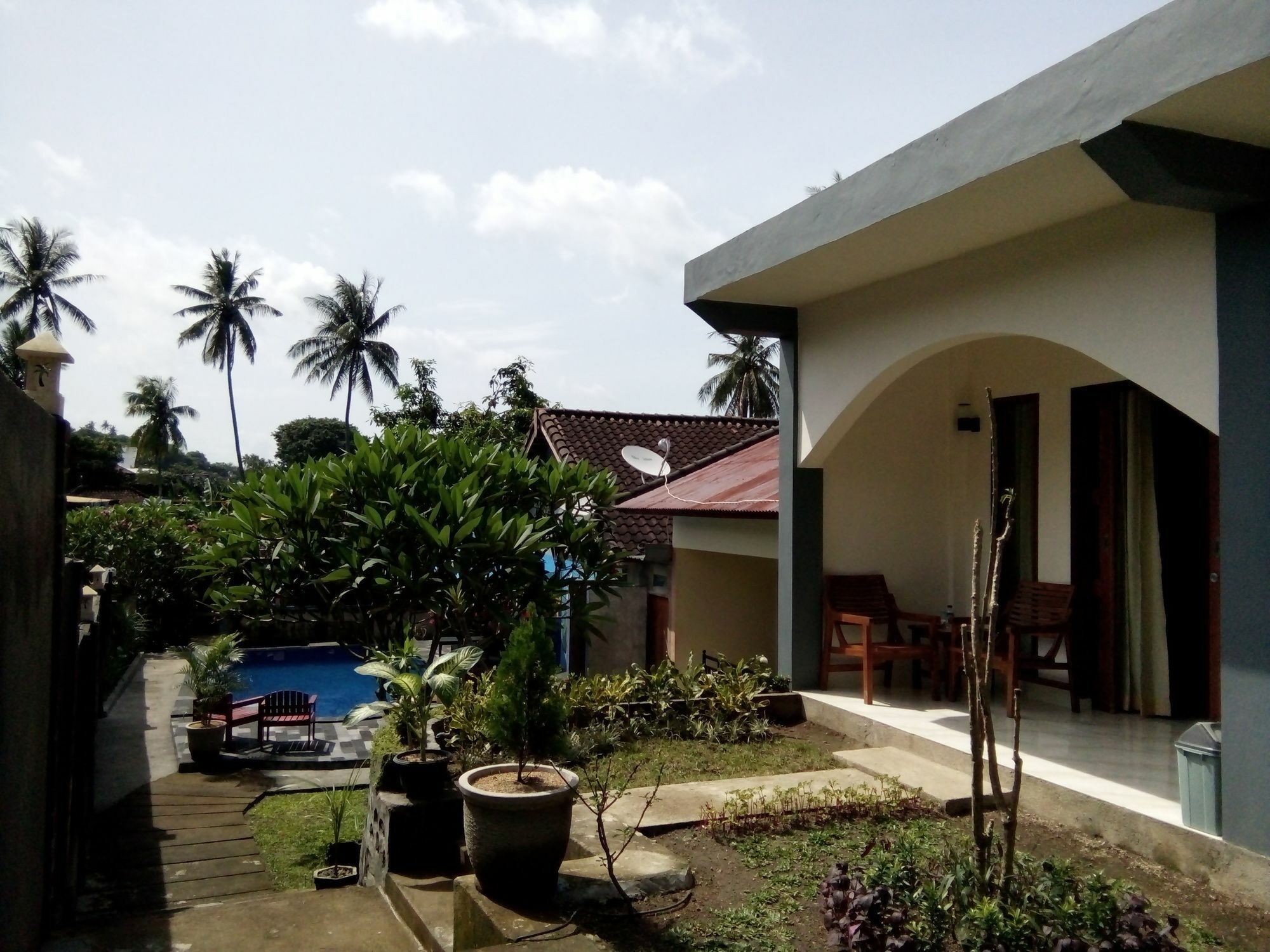 Family Garden Homestay Mangsit ภายนอก รูปภาพ