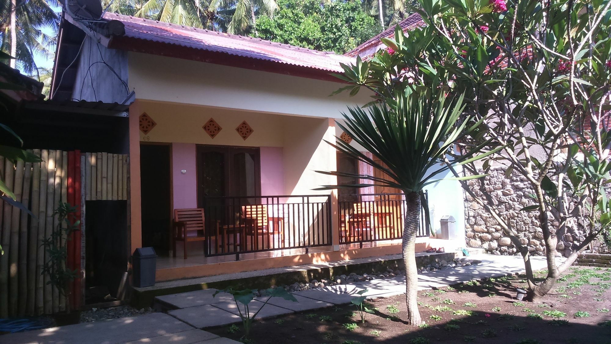 Family Garden Homestay Mangsit ภายนอก รูปภาพ